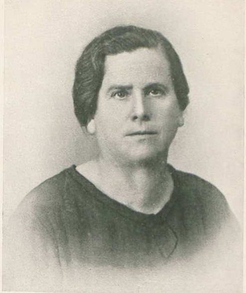 María-Domínguez